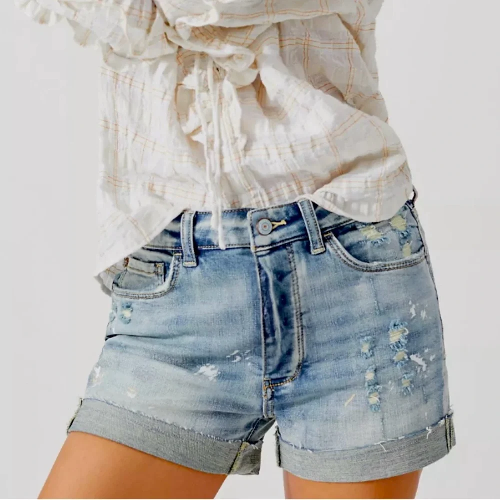 EUC Pilcro Jean Shorts - Picture 2 of 9
